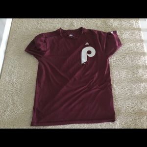Phillies tee